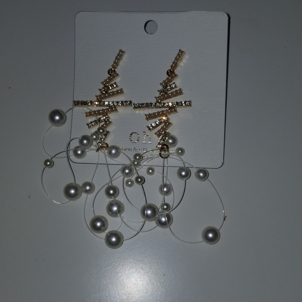 Earings